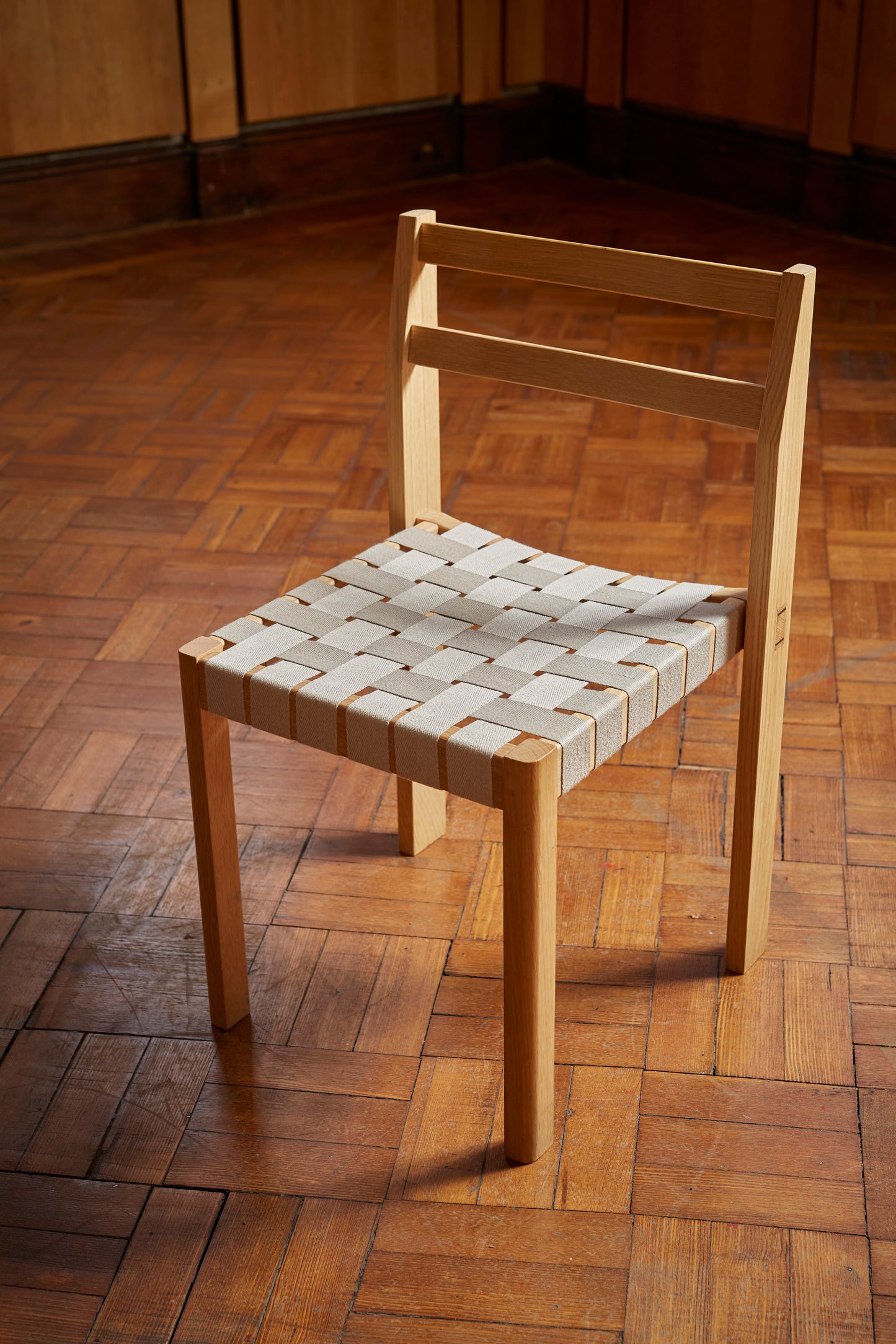 The OL Chair - Classic