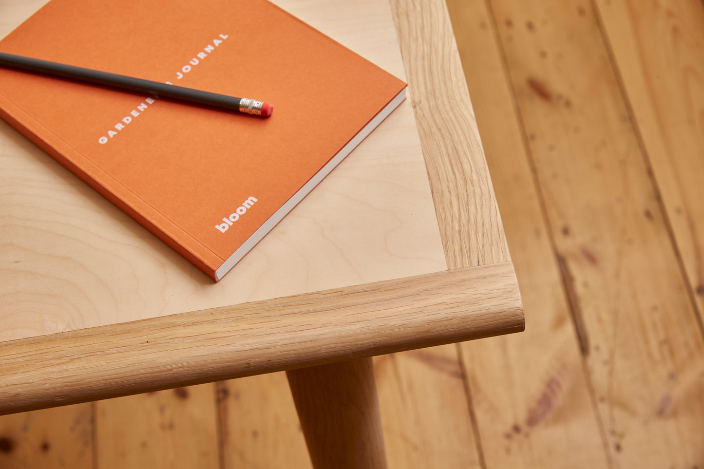 TEX desk
